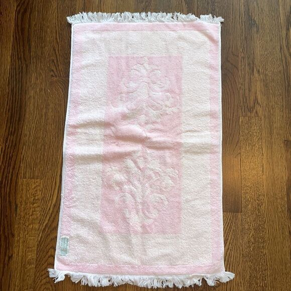 Vintage 60s Fieldcrest Imperial Collection pink cotton small bath towel - Picture 4 of 6